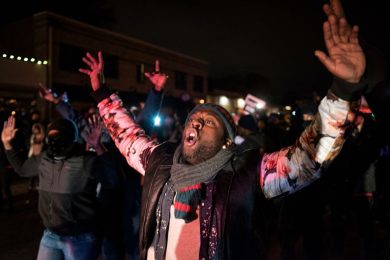 A Ferguson Michael Brown resta senza un assassino
