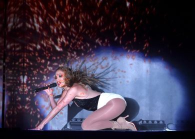 Jennifer Lopez, crema di diamanti contro la cellulite