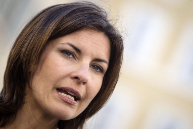 Alessandra Moretti: Ladylike, bella, brava e sempre dall’estetista