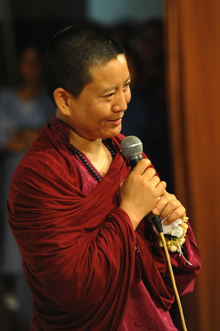 Anche il buddismo ha la sua “Suor Cristina”