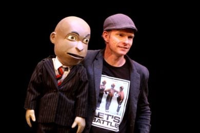 Sudafrica: un pupazzo imbavagliato dai giudici