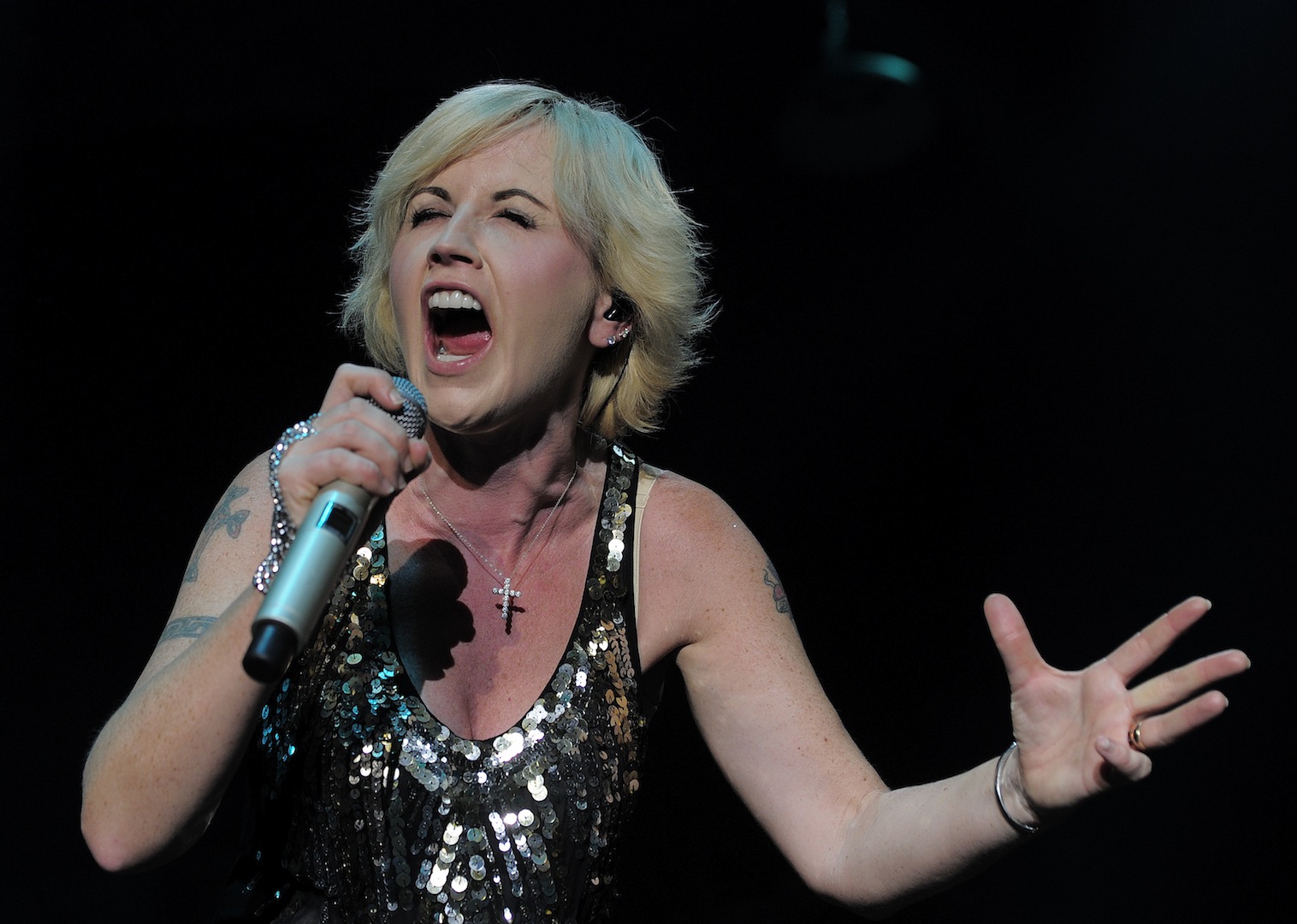 The Cranberries, arrestata la cantante Dolores O’Riordan