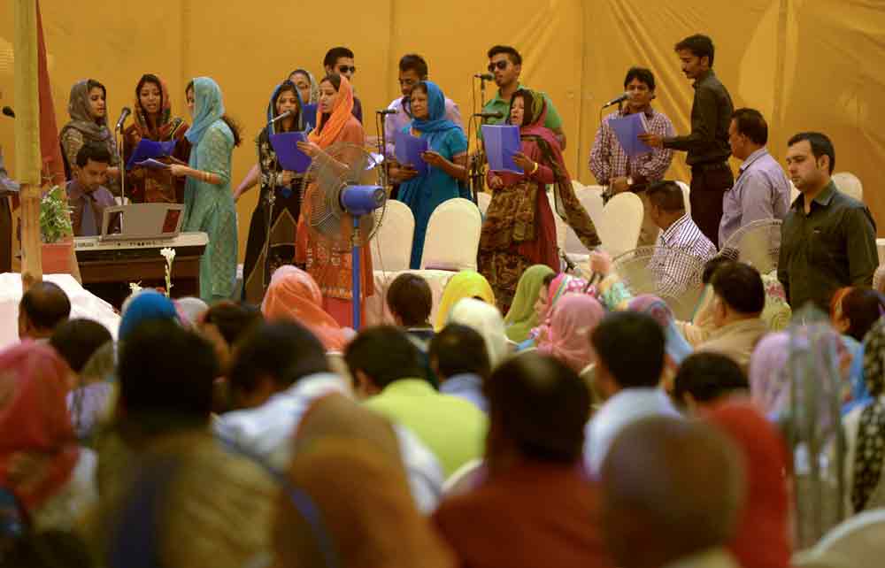 Il caso dei due cristiani arsi vivi in Pakistan