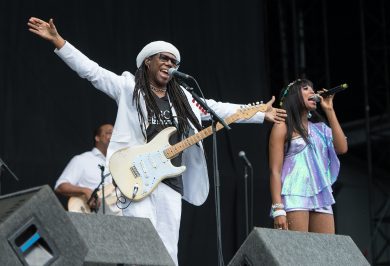 Nile Rodgers è il re Mida della musica: i 10 brani cult