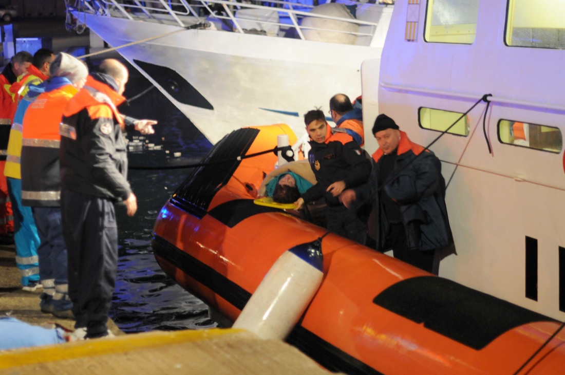 Traghetto in fiamme: la prima vittima Traghetto in fiamme: la prima vittima