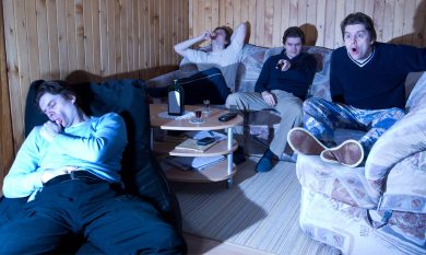5 comandamenti per un Capodanno da pantofolaio