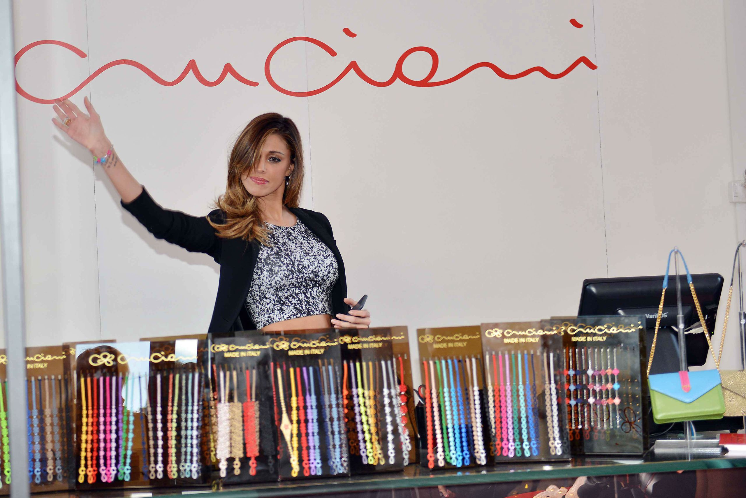 Belén: “Ma quale figlio, devo lavorare”