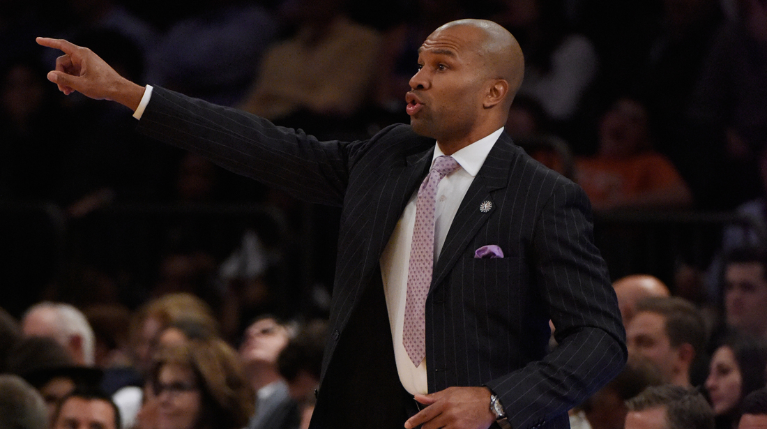 Nba, Fisher (furioso) cambia 5 giocatori dei Knicks in una volta sola Nba, Fisher (furioso) cambia 5 giocatori dei Knicks in una volta sola