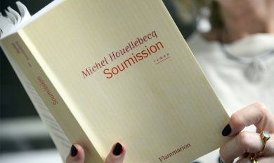 Michel Houellebecq, nel nuovo libro la Francia è musulmana