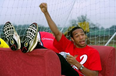 Thierry Henry annuncia il ritiro: “Spero di avervi fatto divertire”