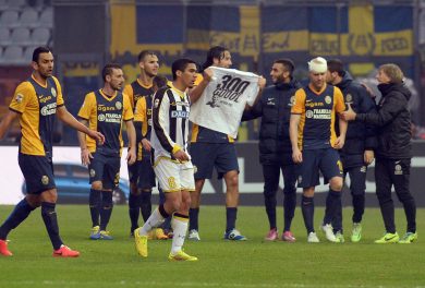 La Fiorentina fa gli auguri a Luca Toni: “Complimenti per i 300 gol”