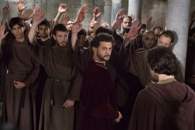 Ascolti 8/12: una Rai 1 religiosa vince su tutti