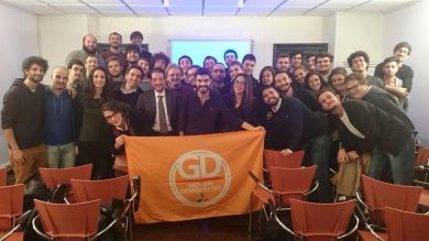 Una mini Leopolda per tirare le orecchie ai big del PD