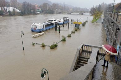 Maltempo: le foto del Po che spaventa Torino