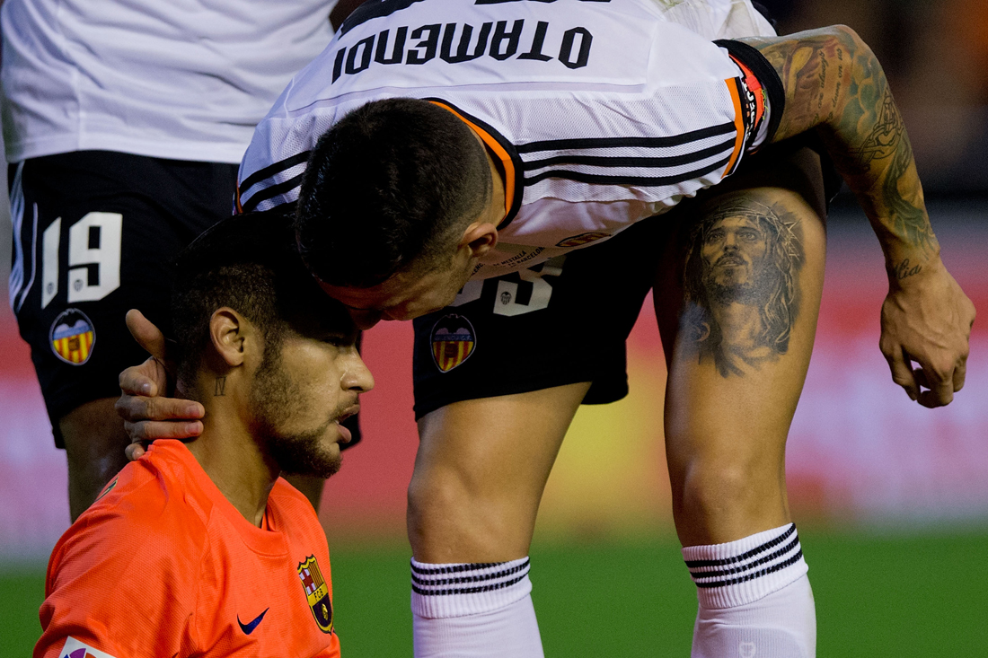 Liga: l’incredibile simulazione di Otamendi Liga: l’incredibile simulazione di Otamendi
