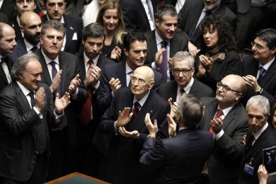 Mattarella presidente: auguri, reazioni e qualche malcontento