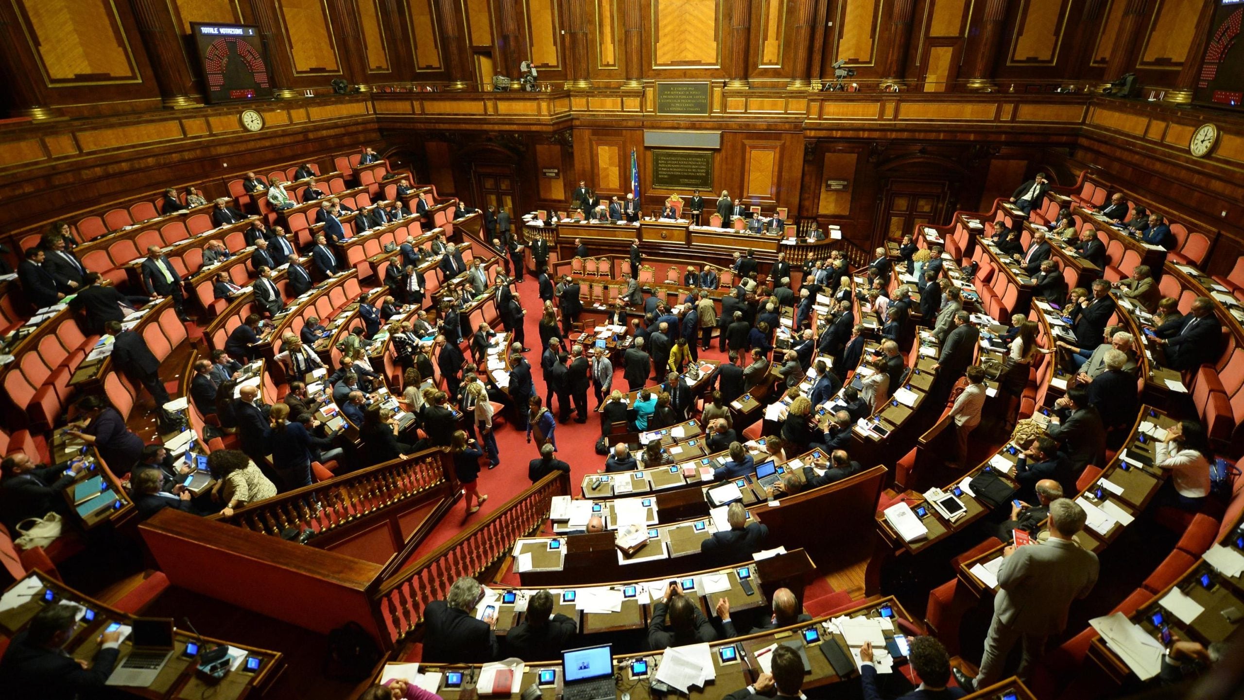 L’Italicum passa al Senato tra i dissidenti Pd e Fi
