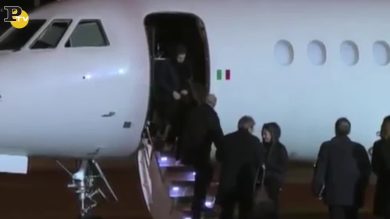 Greta e Vanessa arrivate a Ciampino