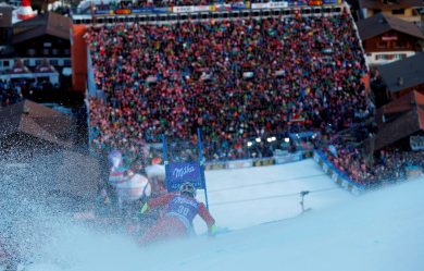 Lavoro. Lavoro. Lavoro. Prima o poi ripaga!