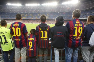 Messi e Neymar, compagni per un giorno. Il viaggio di 13 tifosi speciali