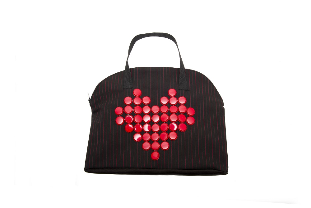 From waste to fashion: Let’s Eco Party’s invention, TappoBag From waste to fashion: Let’s Eco Party’s invention, TappoBag