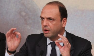 Alfano: pronta una legge per contrastare i foreign fighter