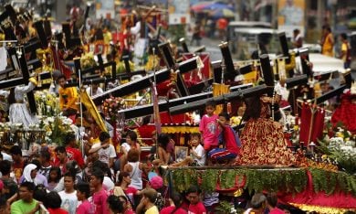 La processione del Nazareno Nero a Manila