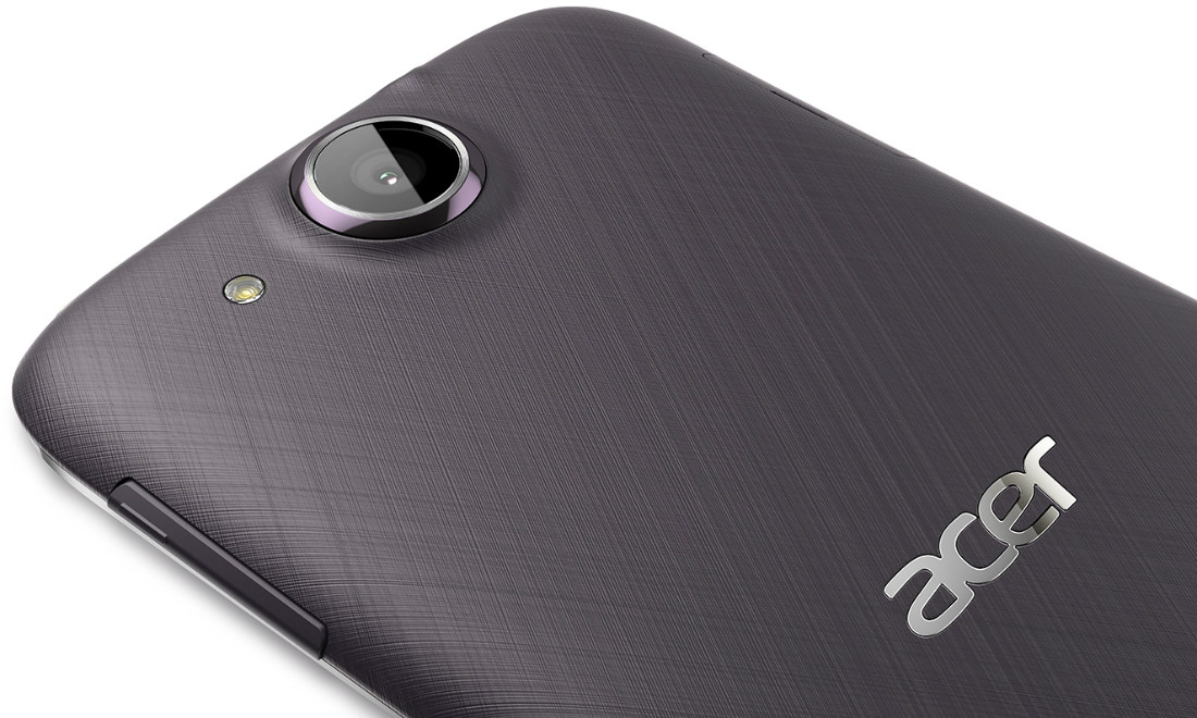 Acer, al Ces 2015 il telefono che sente e il pc che vede Acer, al Ces 2015 il telefono che sente e il pc che vede