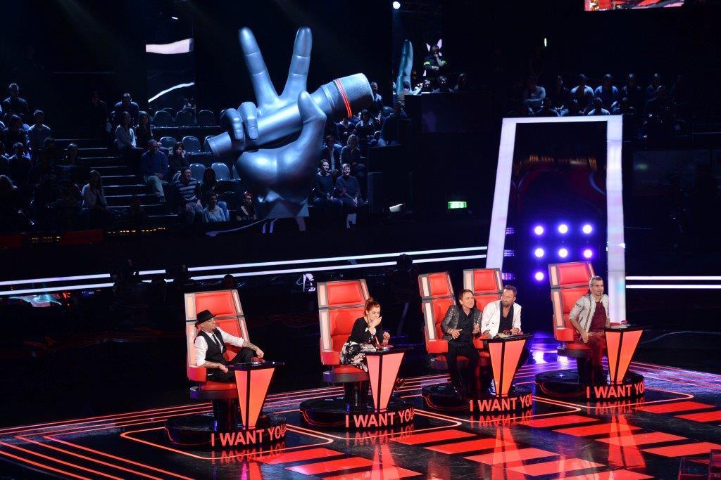 The Voice 3: la prima puntata con il plastico di Vespa e la blind di Chiara Iezzi