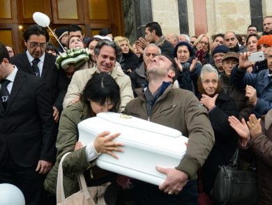 Nicole, il giallo sulla morte della neonata