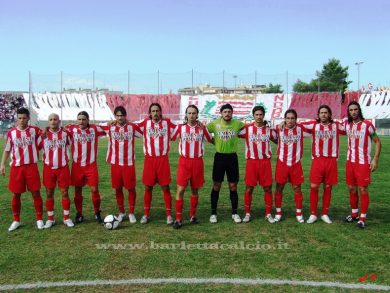 Il Barletta sta fallendo, la vendita affidata al capo ultras