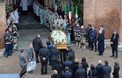 Michele Ferrero, l’addio della città di Alba all’imprenditore