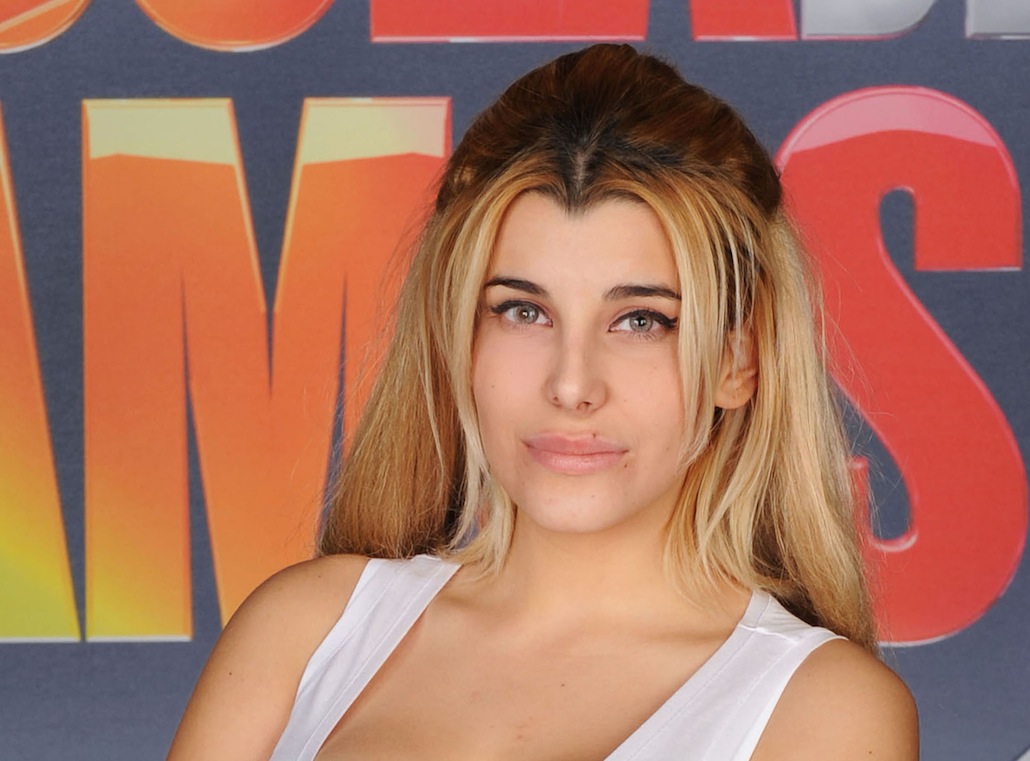 Isola dei Famosi 10: eliminata Charlotte Caniggia, tutti contro Diaco Isola dei Famosi 10: eliminata Charlotte Caniggia, tutti contro Diaco