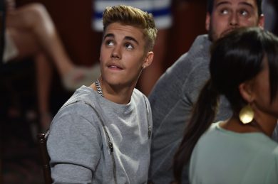 Le scarpe di Justin Bieber all’asta per 62.000 dollari