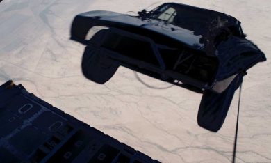 Fast & Furious 7, acrobazie e senso della famiglia: il nuovo trailer