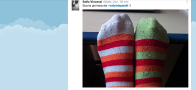 Sei febbraio, giornata mondiale dei calzini spaiati