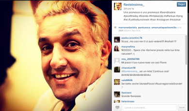 Flavio Insinna biondo per scommessa