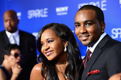 Bobbi Kristina Brown, la figlia di Whitney Houston, è in coma farmacologico