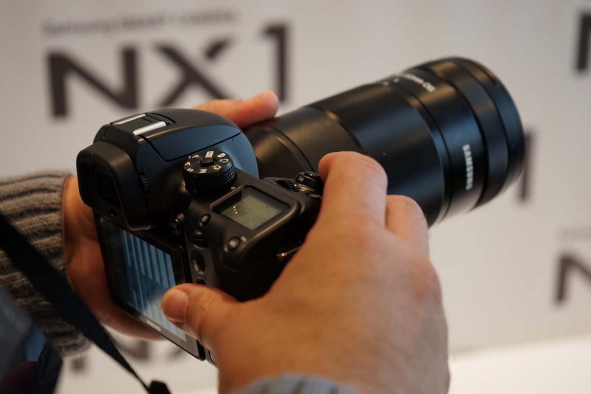 Galleria foto 'Samsung NX1, la recensione' - foto 2