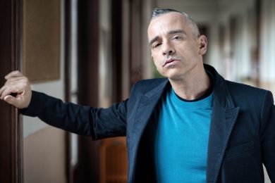 Eros Ramazzotti, il nuovo singolo è “Alla fine del mondo”