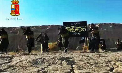 Isis, nella cellula italiana una decina di aspiranti jihadisti