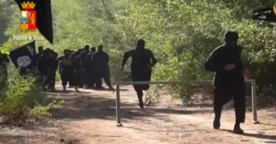 Isis: ecco il documento per reclutare gli jihadisti