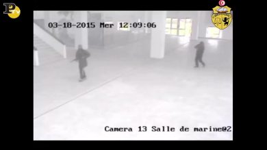 Attentato Tunisi: i terroristi al Museo Bardo – le immagini