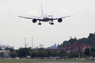 Scioperi, un venerdì nero per gli aerei