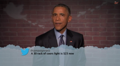 Obama (in Tv) legge i tweet contro… Obama