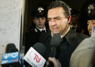 Inchiesta Why Not: De Magistris controllava anche il telefono del Papa