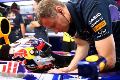 Come vive un meccanico di F1 (e cosa serve per diventarlo)