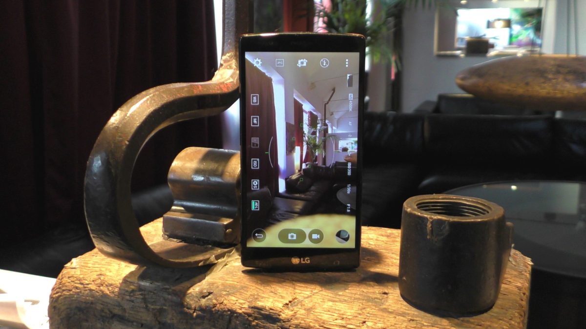 Galleria foto 'Lg G4: lo smartphone cambia pelle' - foto 2