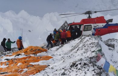Il terremoto sull’Everest? Come essere sulle Torri l’11 settembre