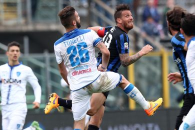 Il pugno a Tonelli costa 5 giornate a Denis